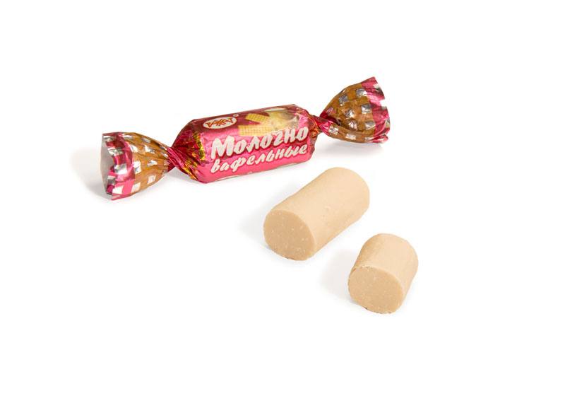 Конфеты Батончик молочно вафельный Рахат 500g